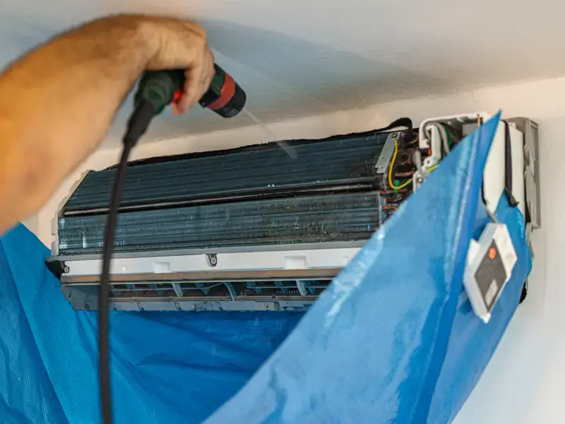 Nettoyage sous housse de récupération à Fréjus